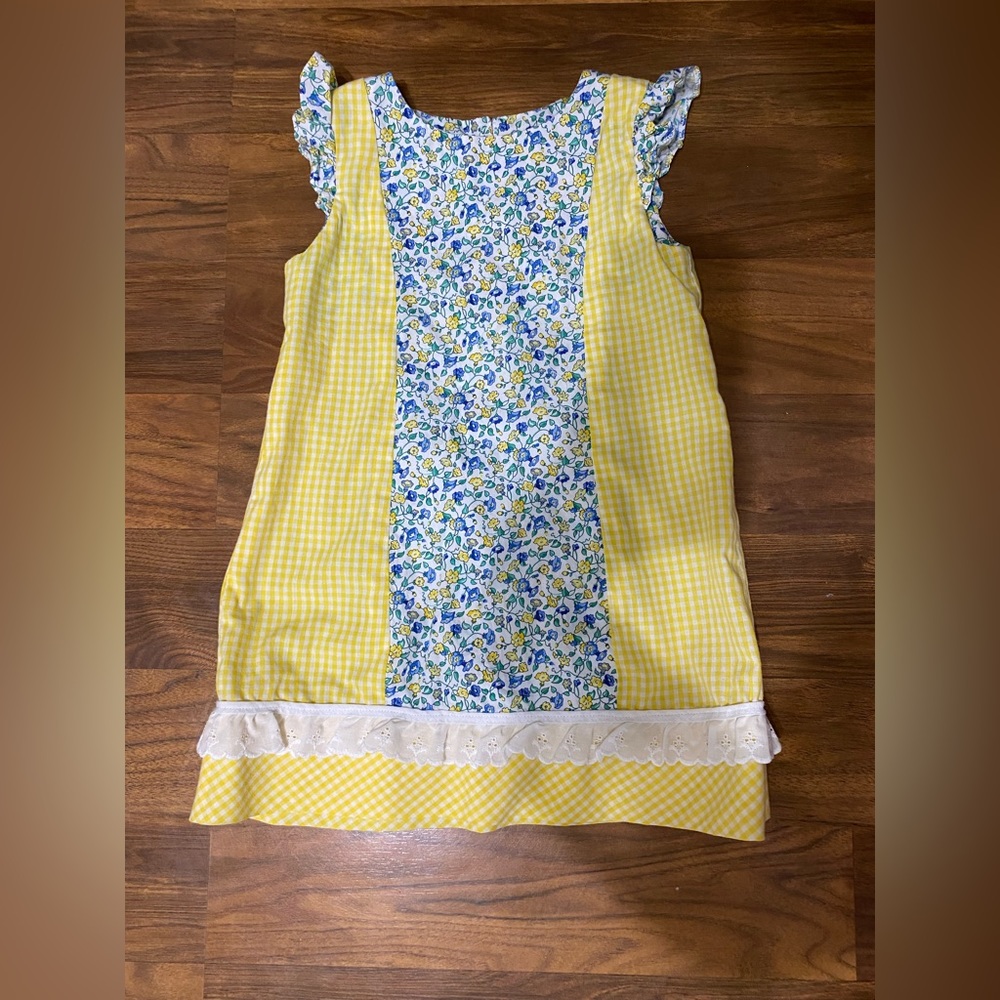 Handmade spring time dress. Size 4 years.